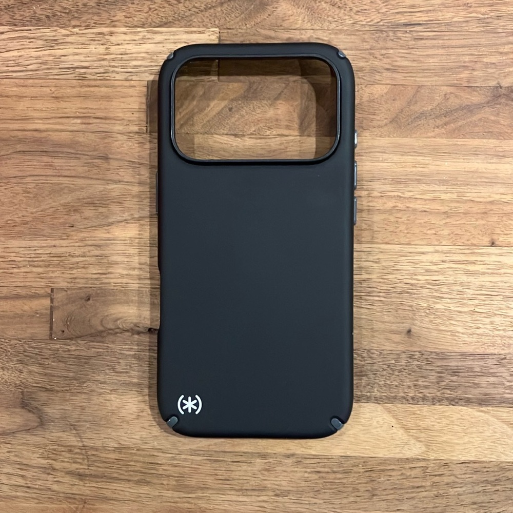 Speck case for iPhone 17 pro